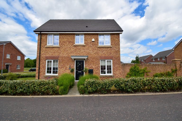 Foxtail Close, Clifton