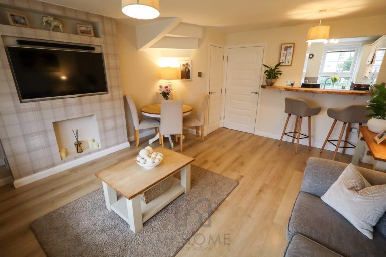 Grasshopper Drive, Warton