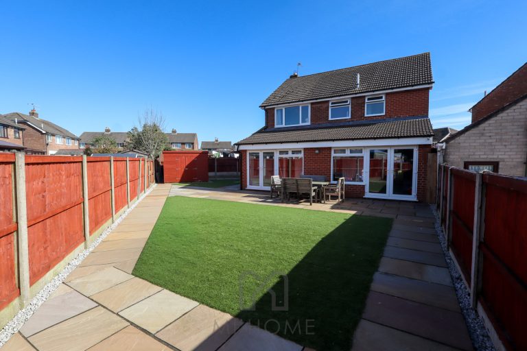 Lowfield Close, Newton
