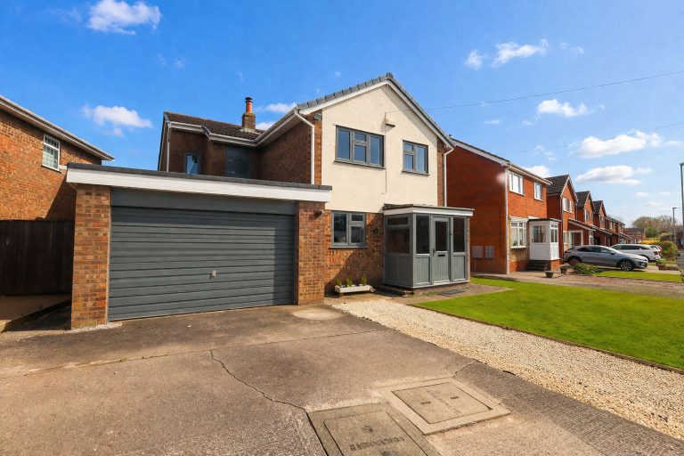 Byron Avenue, Warton