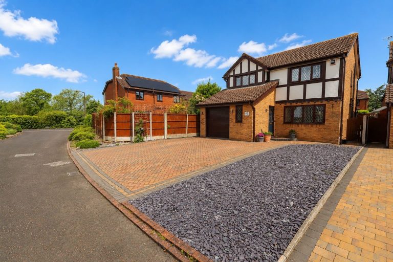 Fallowfield Close, Wesham