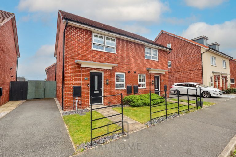 Grasshopper Drive, Warton