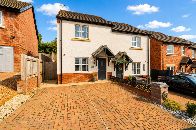 Rowan Place, Kirkham