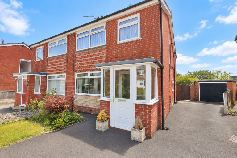 Maple Grove, Warton