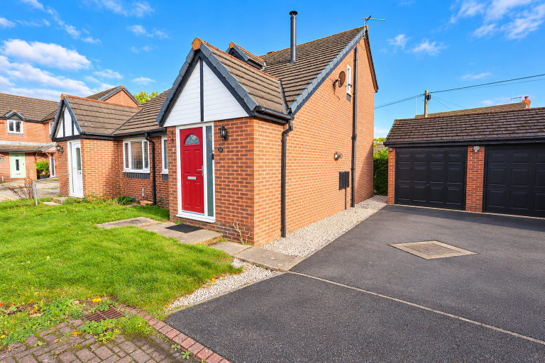 Hill Top Close, Freckleton